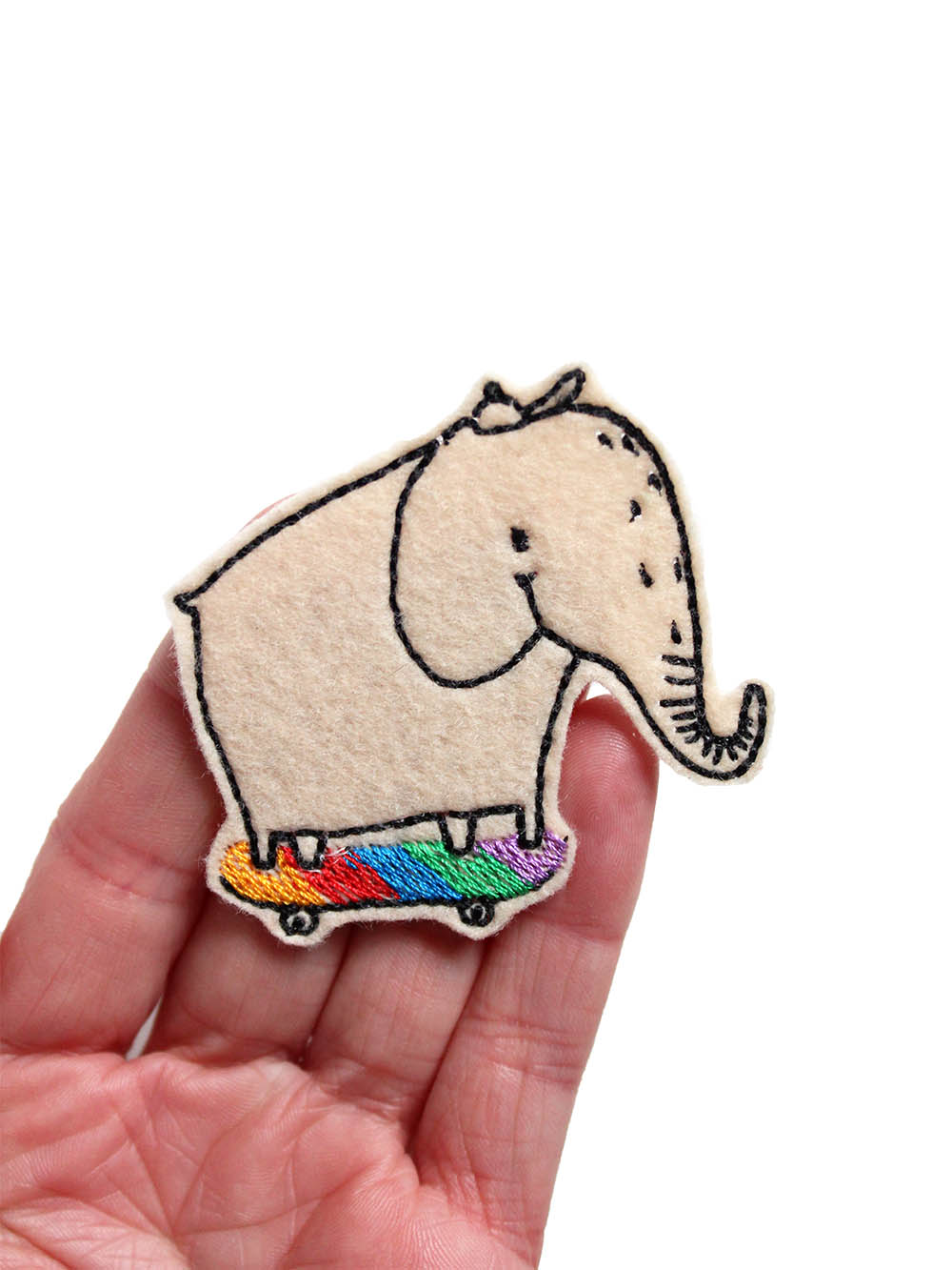 Aufnäher/Bügelflicken "Elefant mit Regenbogenskateboard"  von halfbird
